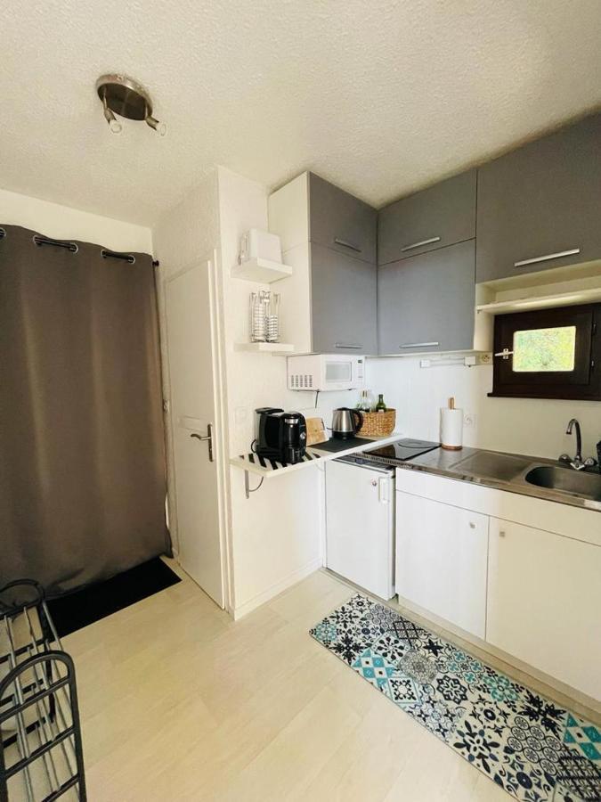 F2 près débarcadère, en centre ville, des thermes EVIAN LES BAINS Extérieur photo