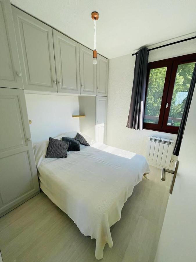 F2 près débarcadère, en centre ville, des thermes EVIAN LES BAINS Extérieur photo